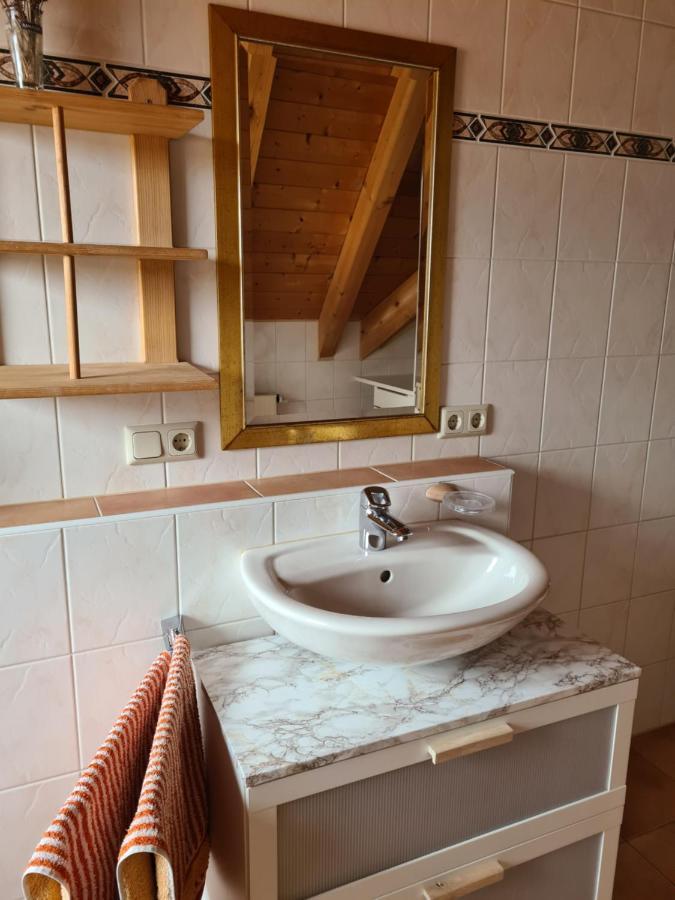 Ferienwohnung Helga Thalmassing  Ngoại thất bức ảnh